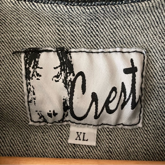 Crest Cropped Denim Jean Jacket | NWT - Picture 11 of 11